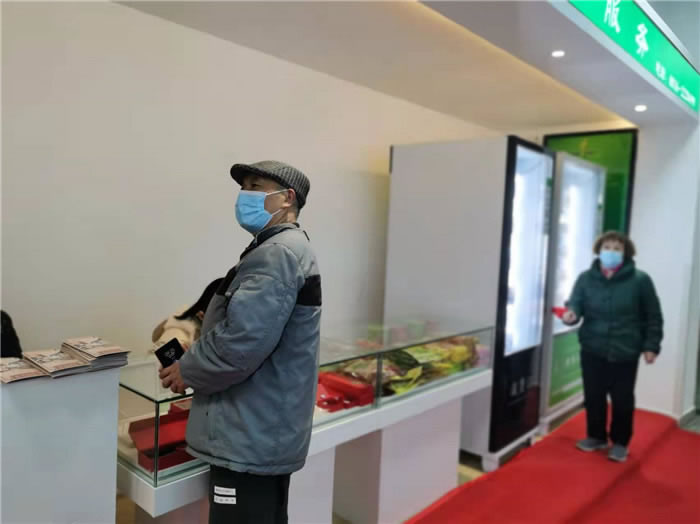 四川中青旅綿陽分社、綿陽市中旅假日旅行社、綿陽自來文化傳播有限公司24H自助售貨服務(wù)盛大開業(yè)