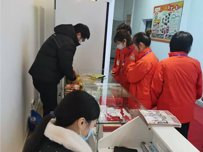 四川中青旅綿陽分社、綿陽市中旅假日旅行社、綿陽自來文化傳播有限公司24H自助售貨服務(wù)盛大開業(yè)