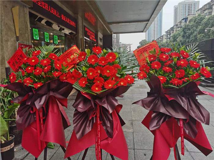 四川中青旅綿陽分社、綿陽市中旅假日旅行社、綿陽自來文化傳播有限公司24H自助售貨服務(wù)盛大開業(yè)